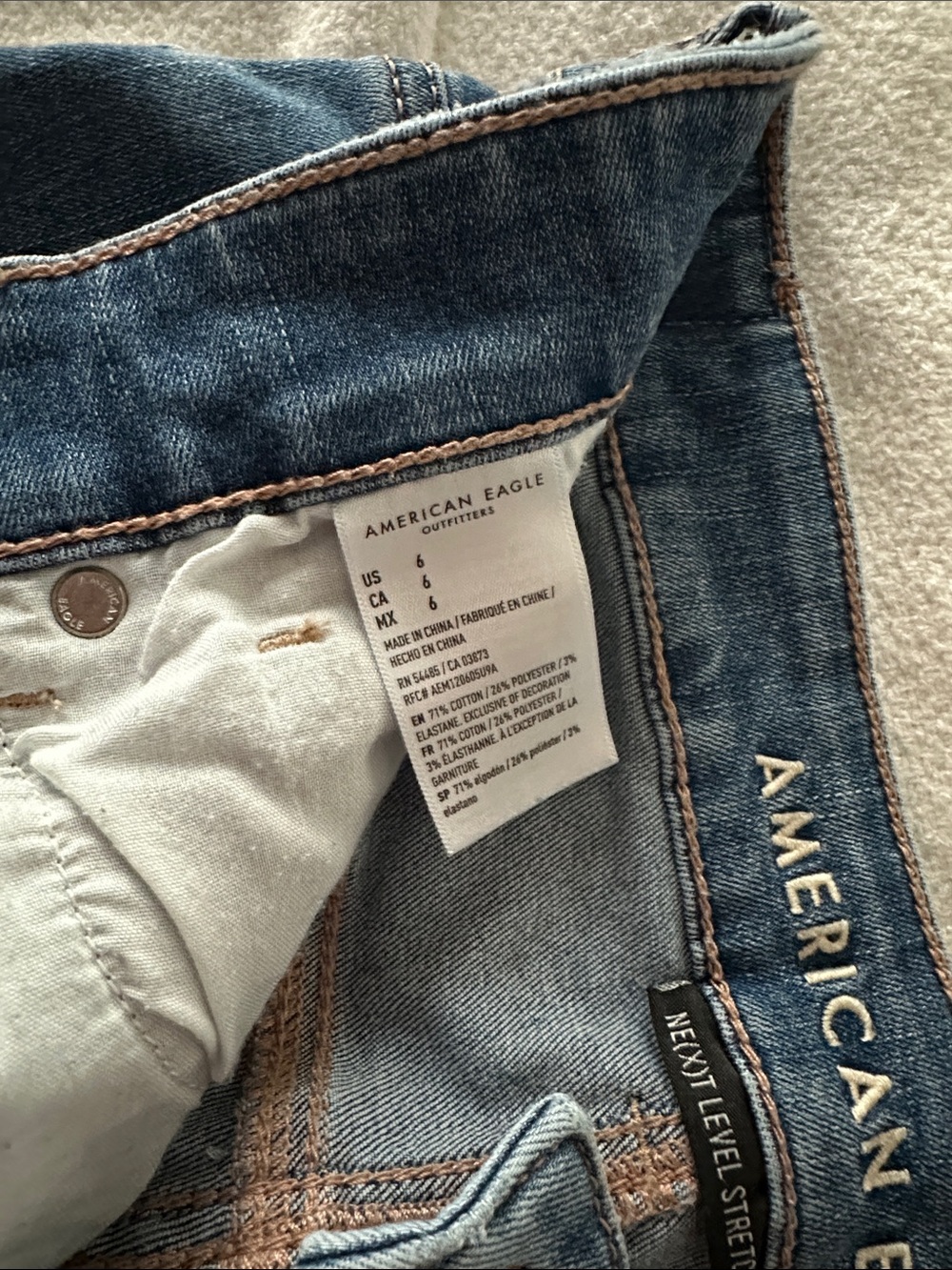 American Eagle high rise short shorts - Picture 2 of 5